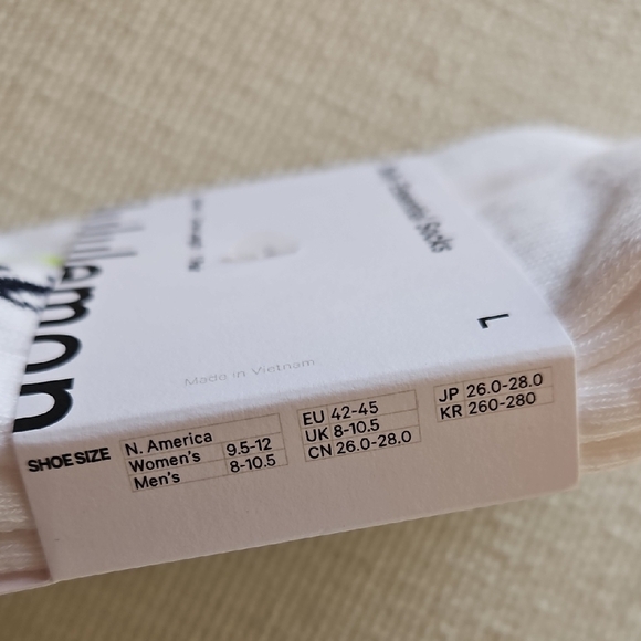 LULULEMON SOCKS - Picture 6 of 13